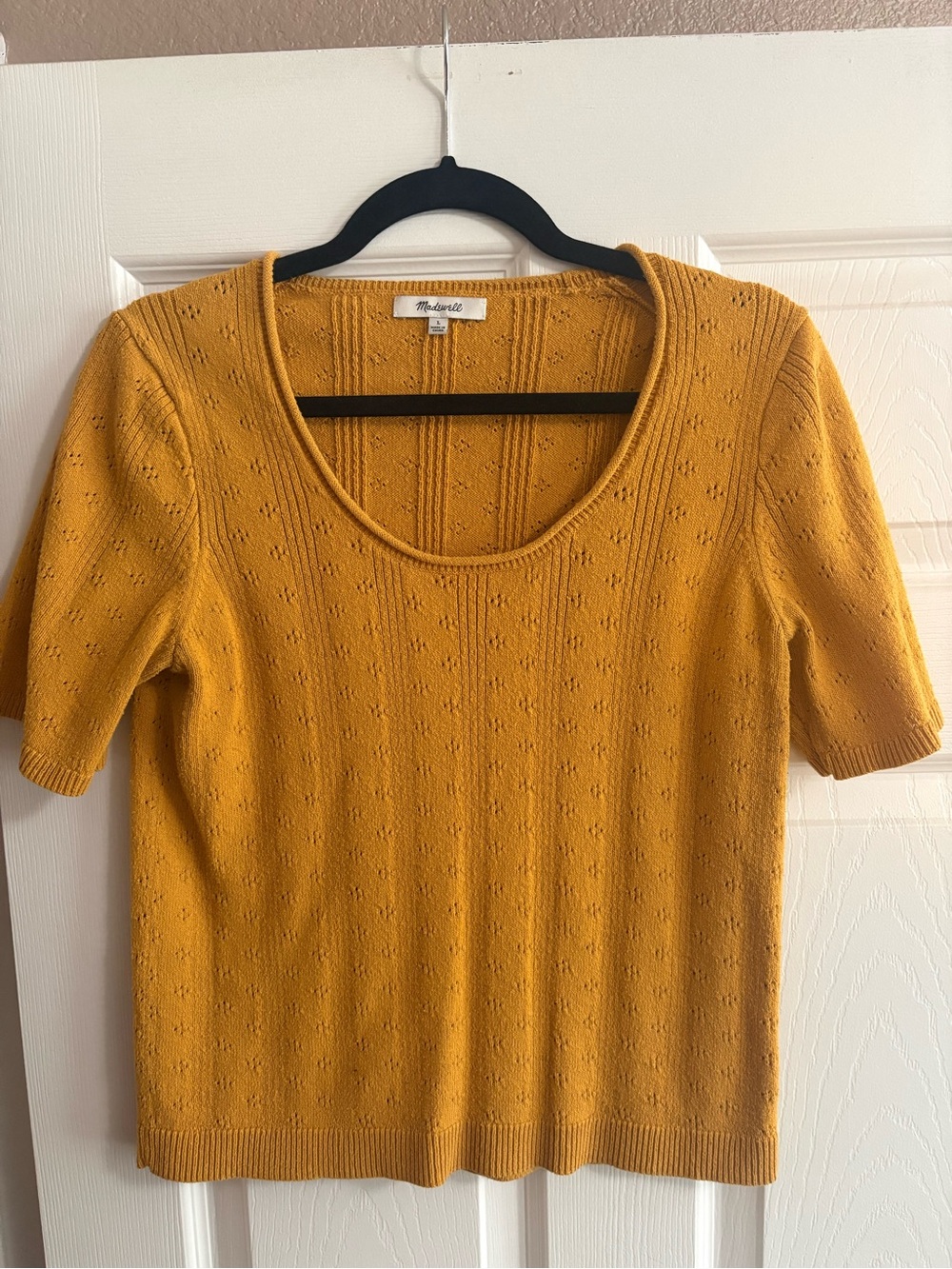 Madewell short sleeve blouse top yellow knit scoop neck size L
